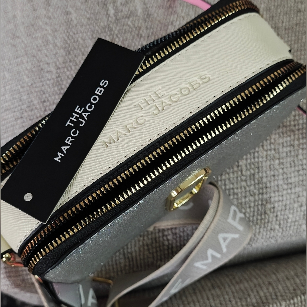 Marc Jacobs Cream and Silver Women's Bag